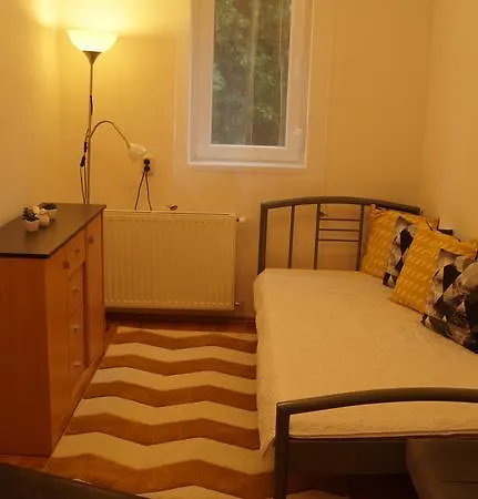 Freebird Apartman *