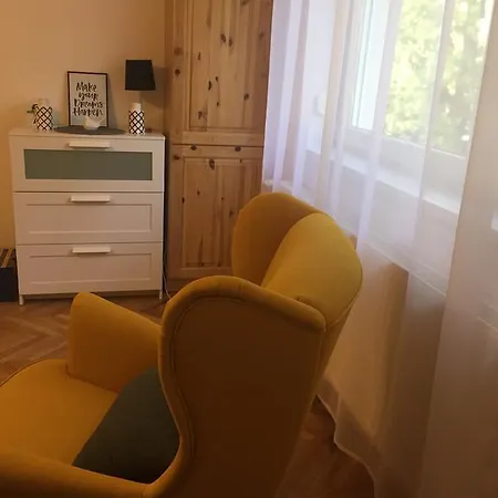 Apartment Freebird Apartman Erlau